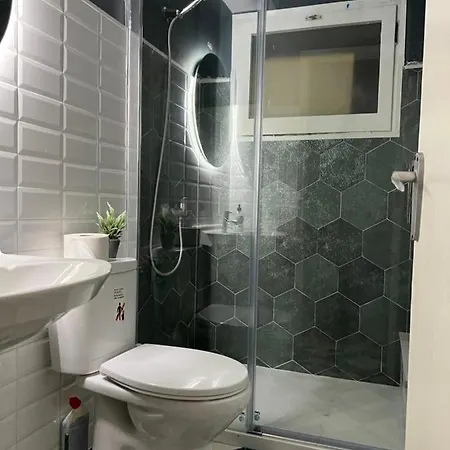 Habitacion Economica * Figueres (Girona)